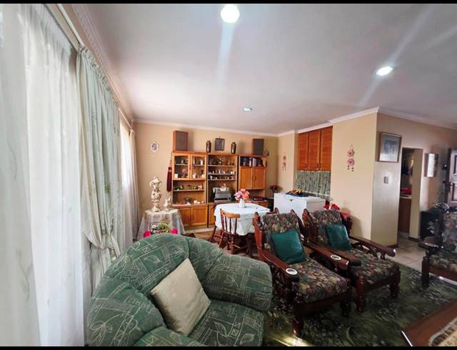2 BEDROOM HOUSE FOR SALE IN TERENURE